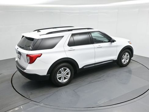Certified 2021 Ford Explorer XLT image 43