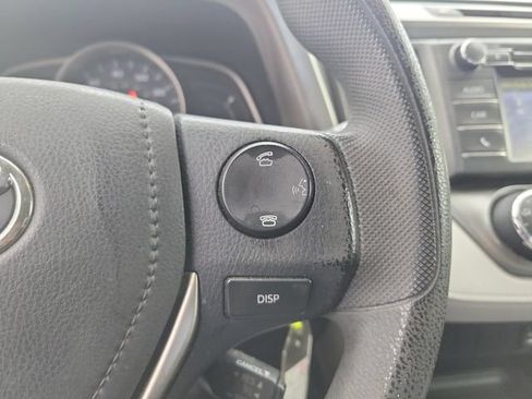 Used 2014 Toyota RAV4 LE FWD image 24