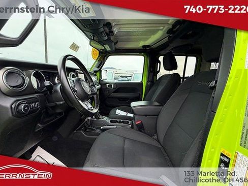 Used 2021 Jeep Wrangler Unlimited Sahara AWD/4WD image 19