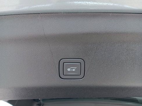 New 2026 GMC Yukon Denali w/ Denali Reserve Package AWD/4WD image 28