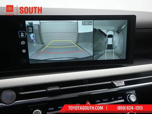 Used 2025 Hyundai Santa Cruz Limited AWD/4WD image 13