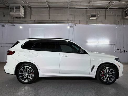Used 2021 BMW X5 M50i w/ Executive Package image 6