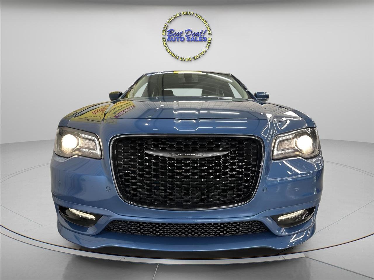 Used 2022 Chrysler 300 Touring L AWD/4WD image 8