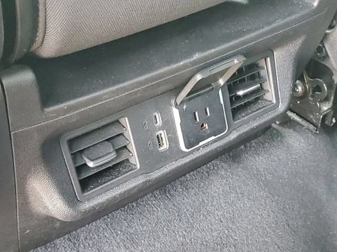 Certified 2025 Chevrolet Silverado 1500 LT AWD/4WD image 29