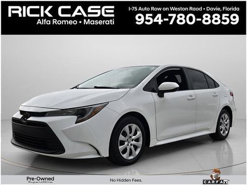 Used 2024 Toyota Corolla LE FWD image 1