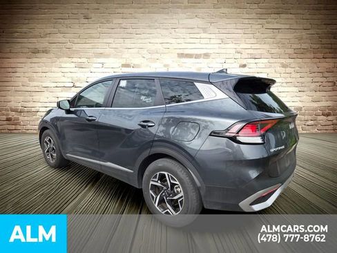 Used 2025 Kia Sportage LX FWD image 5