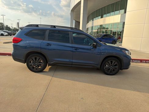 Used 2022 Subaru Ascent Onyx Edition AWD/4WD image 3