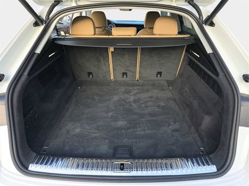 Used 2020 Audi Q8 Premium w/ Convenience Package image 14