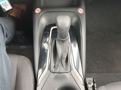 Used 2024 Toyota Corolla LE FWD image 18