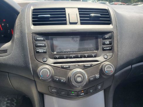 Used 2003 Honda Accord EX image 16