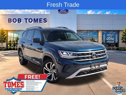 Used 2023 Volkswagen Atlas SE w/ Panoramic Sunroof Package