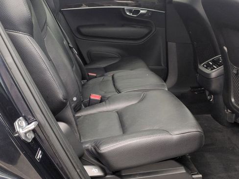 Used 2019 Volvo XC90 T6 Momentum w/ Advanced Package image 29