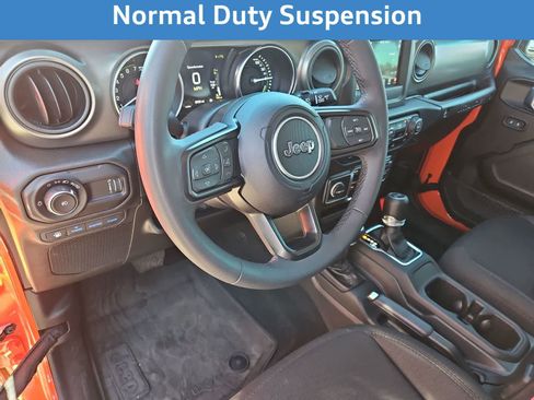 Used 2023 Jeep Wrangler Unlimited w/ Convenience Group image 12