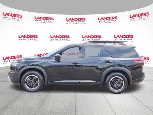 Used 2024 Nissan Pathfinder Rock Creek AWD/4WD image 6