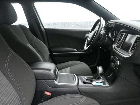 Used 2021 Dodge Charger SXT AWD/4WD image 13