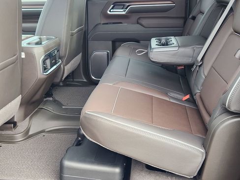 New 2026 GMC Sierra 2500 Denali w/ Denali Reserve Package image 14