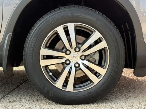 Used 2017 Honda Ridgeline RTS image 25