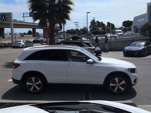 Used 2016 Mercedes-Benz GLC 300 image 5