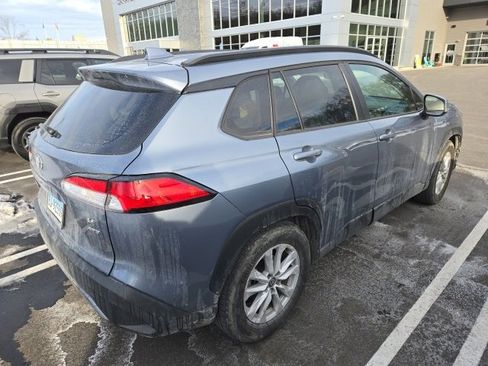 Used 2023 Toyota Corolla Cross LE image 10
