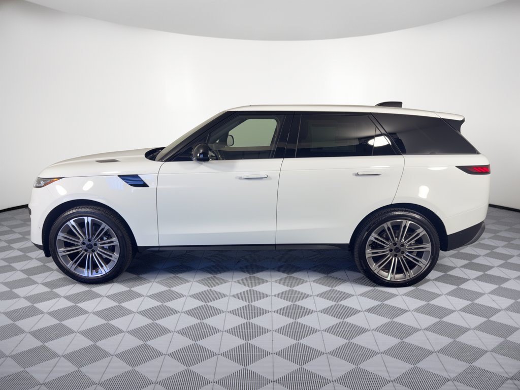 New 2027 Land Rover Range Rover Sport SE AWD/4WD image 2