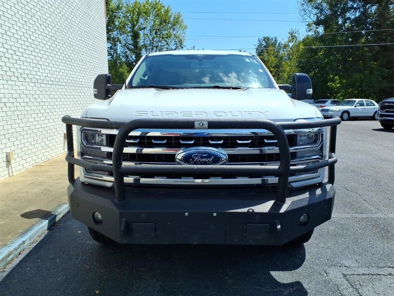 Used 2025 Ford F250 Lariat AWD/4WD image 2