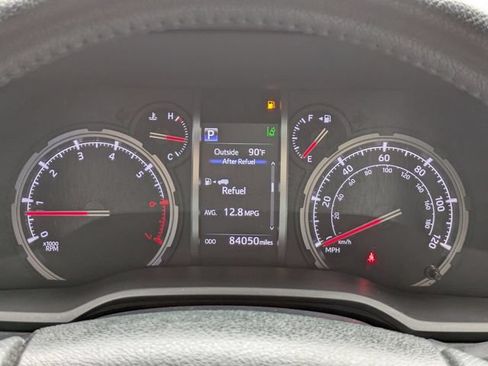 Used 2021 Toyota 4Runner Venture w/ Moonroof Package AWD/4WD image 31