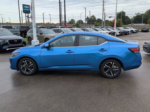 Used 2024 Nissan Sentra SV FWD image 4