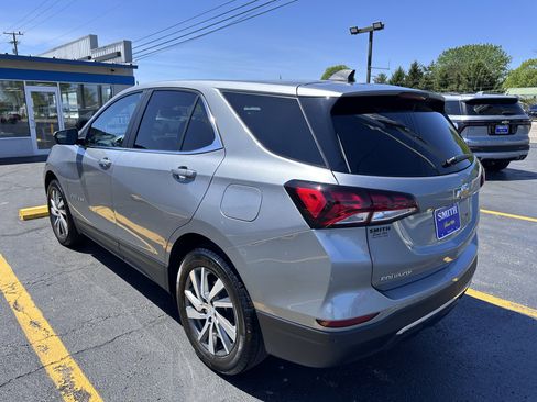 Used 2023 Chevrolet Equinox LT image 4