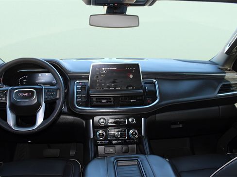 Used 2022 GMC Yukon SLT w/ SLT Luxury Package image 26