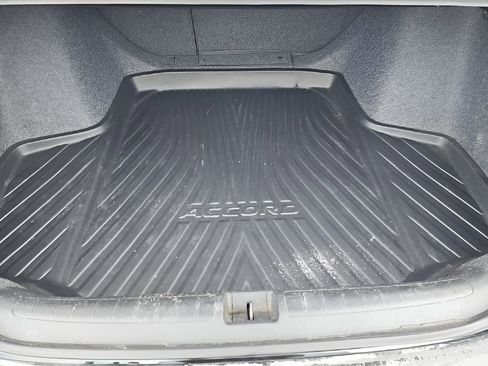 Used 2019 Honda Accord EX-L image 12