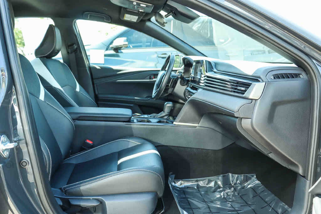 Used 2026 Toyota Camry SE FWD image 16
