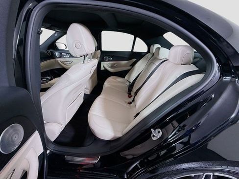 Used 2019 Mercedes-Benz E 300 image 29