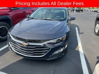 Used 2025 Chevrolet Malibu LT FWD video 1
