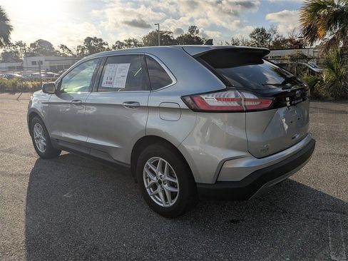 Used 2023 Ford Edge SEL image 6