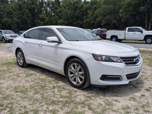 Used 2018 Chevrolet Impala LT FWD image 1