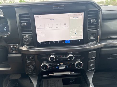 Used 2025 Ford F350 Lariat w/ Lariat Ultimate Package AWD/4WD image 20