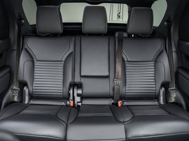 New 2026 Land Rover Discovery S AWD/4WD image 16