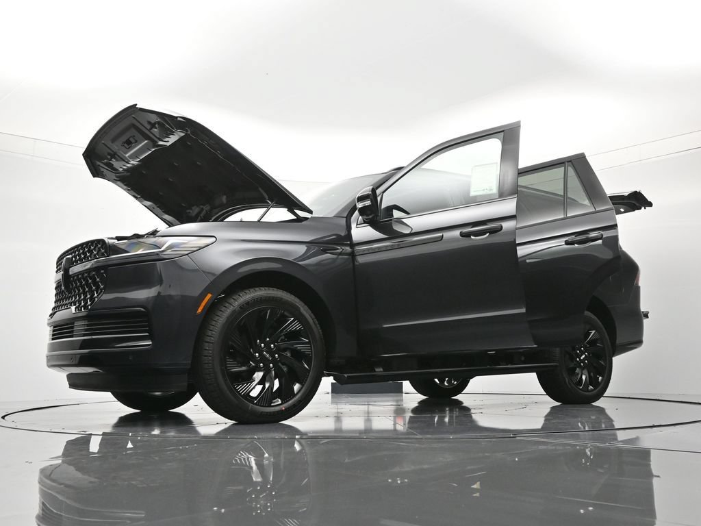 New 2026 Lincoln Navigator Reserve w/ Jet Appearance Package AWD/4WD image 50