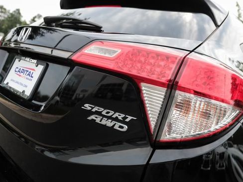 Used 2021 Honda HR-V Sport image 14