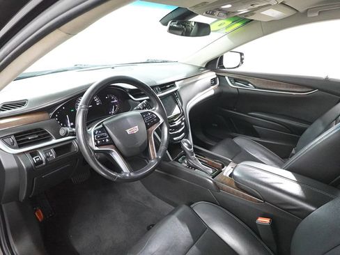 Used 2018 Cadillac XTS Luxury image 13