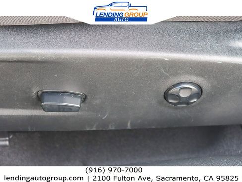 Used 2019 Dodge Challenger SXT image 20