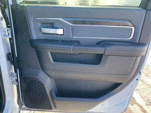 Certified 2022 RAM 2500 Big Horn w/ Snow Chief Group image 27