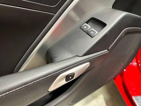 Used 2014 Chevrolet Corvette 1LT w/ Battery Protection Package image 21