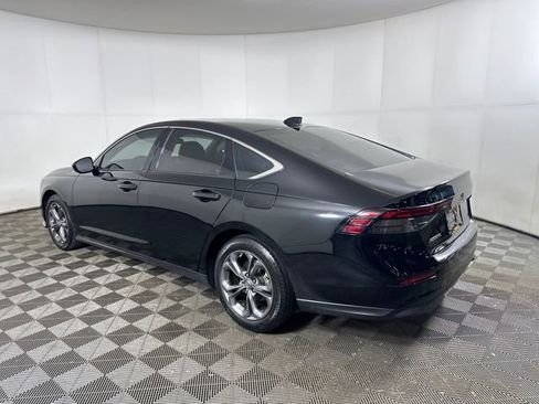 Used 2023 Honda Accord EX image 5