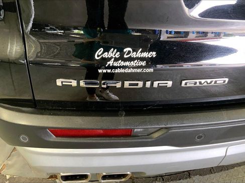 Used 2024 GMC Acadia Elevation AWD/4WD image 8