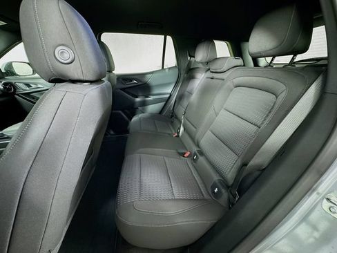 Used 2025 Chevrolet Equinox LT FWD image 22