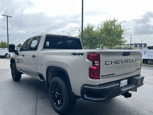 New 2026 Chevrolet Silverado 2500 Custom w/ Custom Value Package AWD/4WD image 8