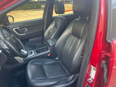 Used 2017 Land Rover Discovery Sport HSE image 15