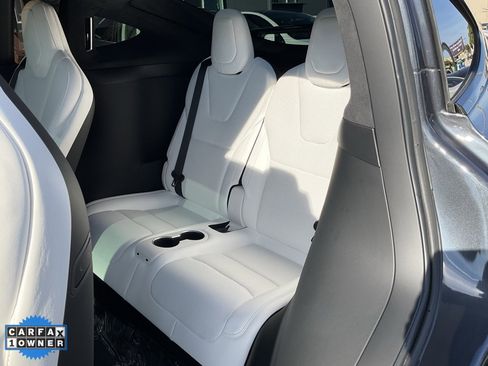 Used 2023 Tesla Model X Plaid image 31
