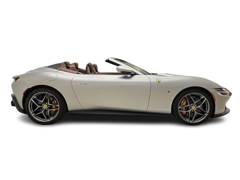 Used 2024 Ferrari Roma Spider image 6